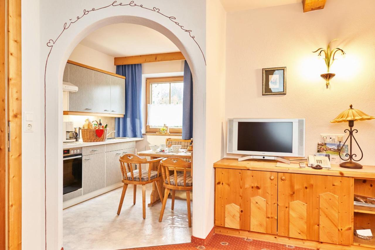 Ferienhaus Kirchplatzl Leutasch Extérieur photo